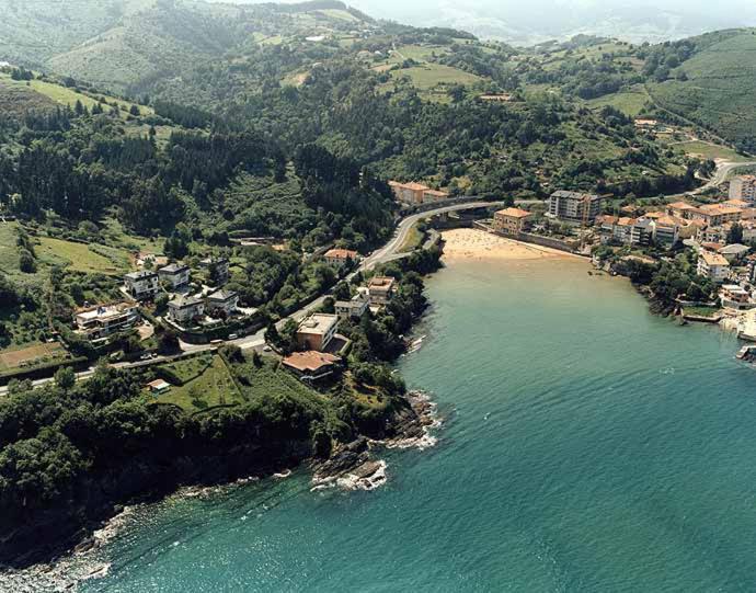 Plazuela Sta Catalina I En Mundaka Con Parking By Kabia Gestion Apartment Exterior photo